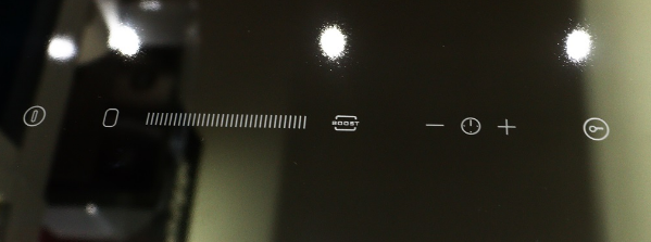 bang-dieu-khien-bep-dien-tu-munchen-m569