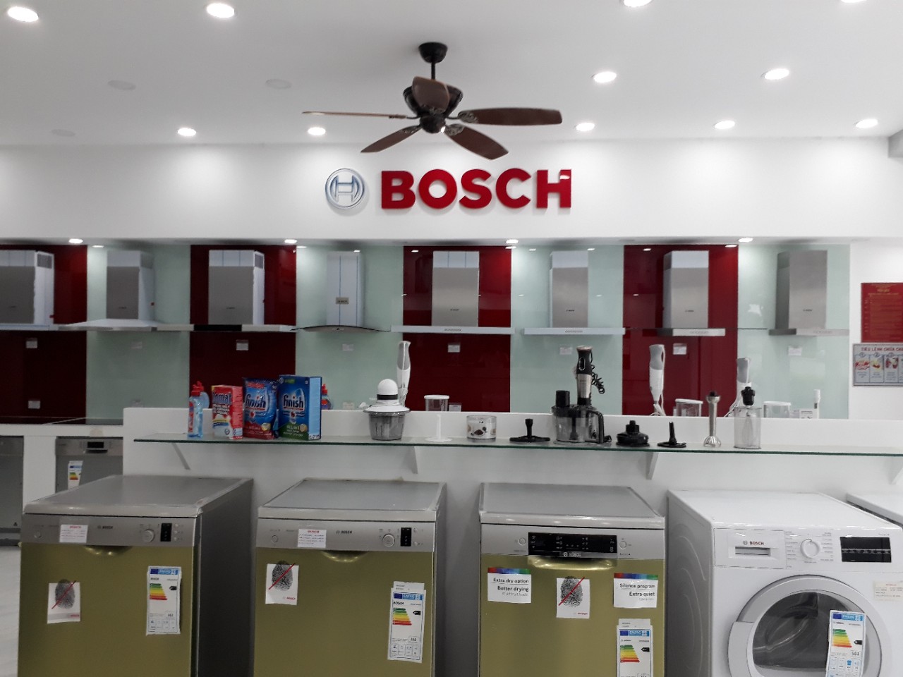 dai-ly-uy-quyen-chinh-hang-ban-bep-tu-bosch-puj611bb1e-gia-re-nhat-thi-truong