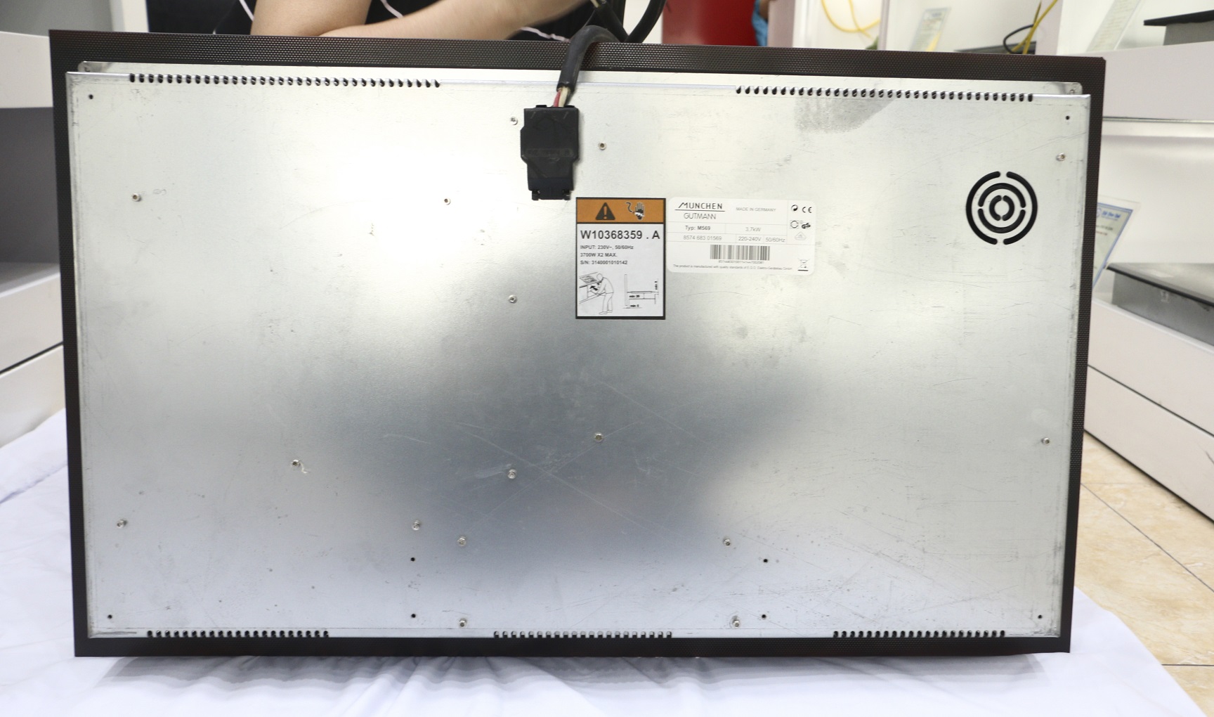 he-thong-tan-nhiet-bep-dien-tu-munchen-m569