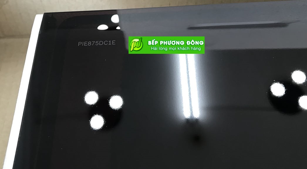 mat-kinh-bep-tu-bosch-pie875dc1e